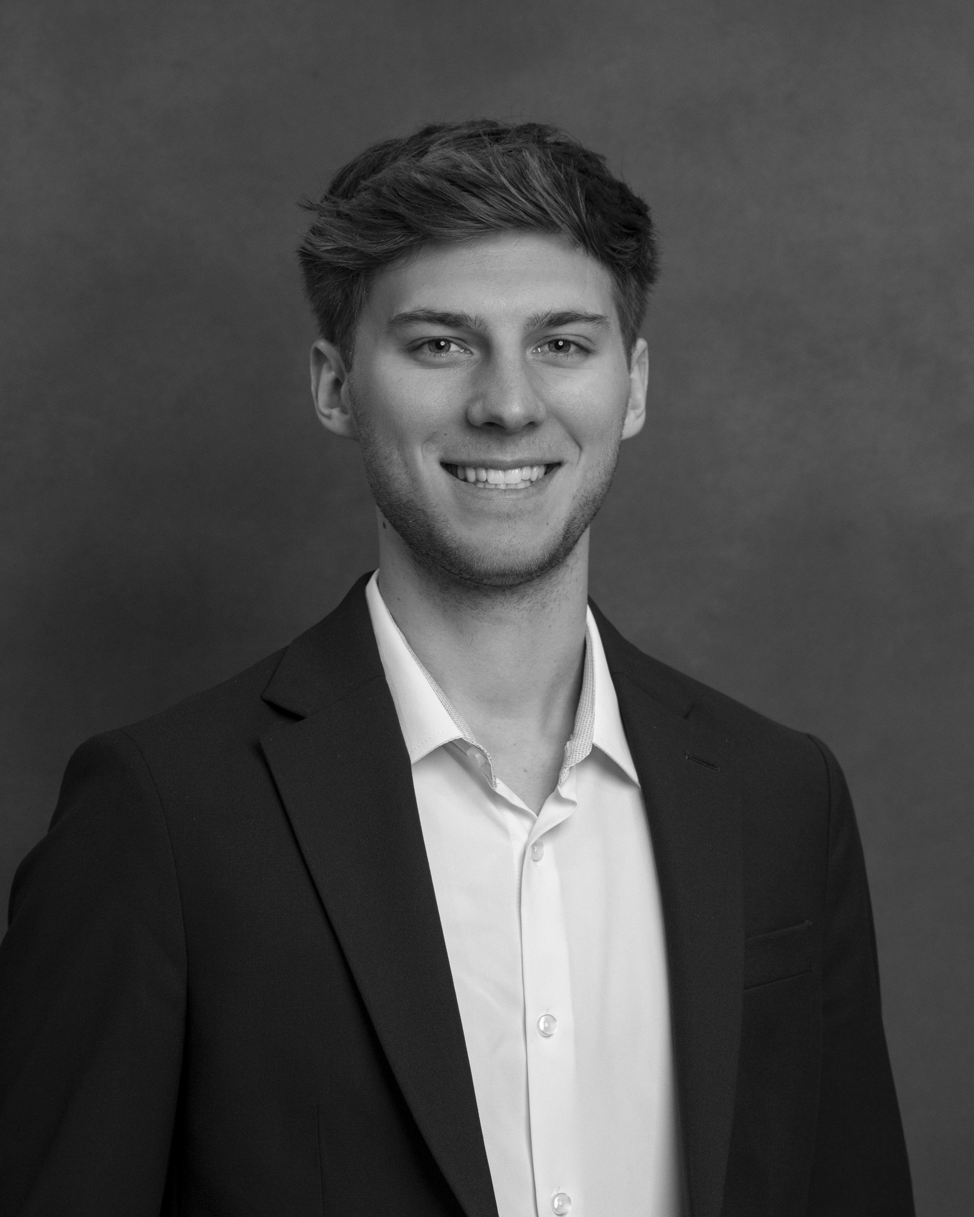 Hunter Lucas image